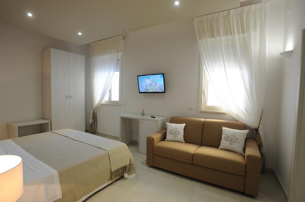 Filo Di Vento Hotel Porto Cesareo Exterior photo